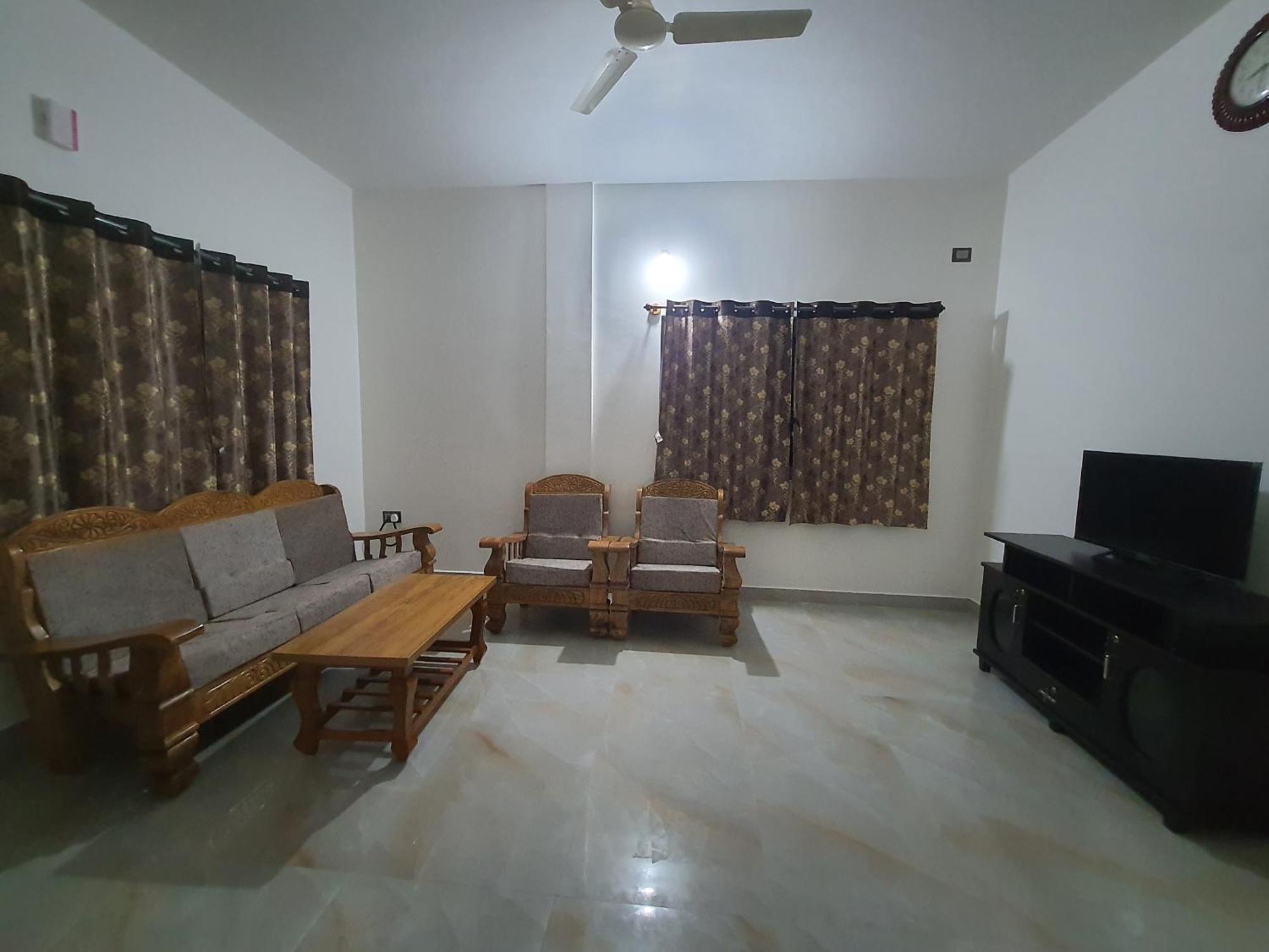 Jk Homestay Mysore Buitenkant foto